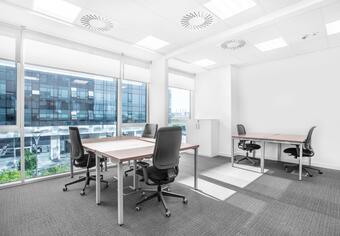 All-access fully serviced private office space for 5 people at Regus GTC FORTYONE