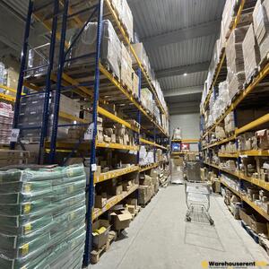 Warehouse - office space in Zemun